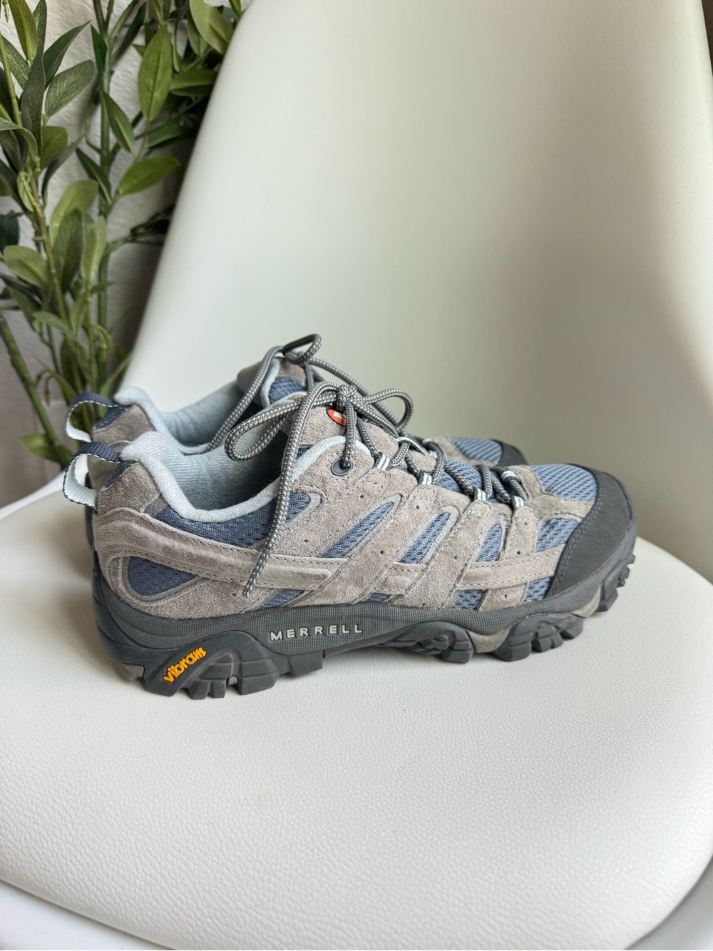 Merrell Moab 2 Waterproof Hiking Shoes Women’s 9 Gray Blue Vibram Gorpcore